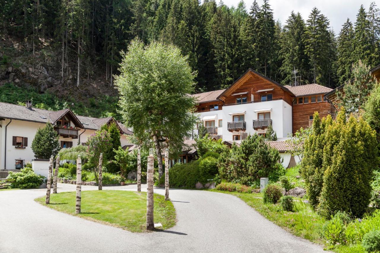Hotel Bad Schoergau Sarentino 部屋 写真